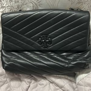 tory burch kira chevron large